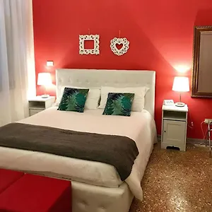 Residenza Quaggio Ca' Grimani Гостевой дом