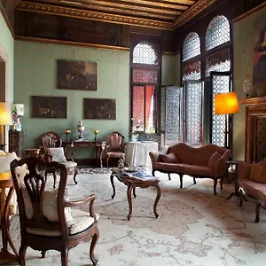 Casa de hóspedes Palazzetto Pisani Grand Canal