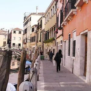 Ca' Turelli Dimora Storica Bed and breakfast